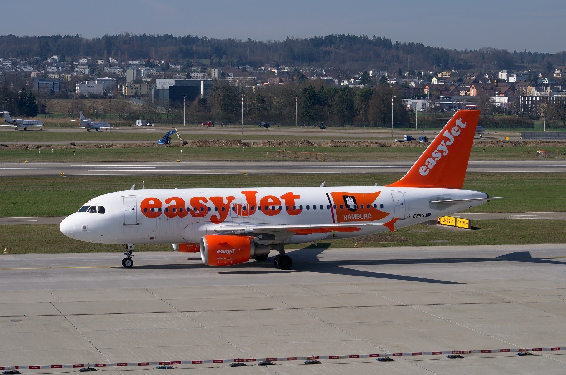 easyjet buy luggage online after booking