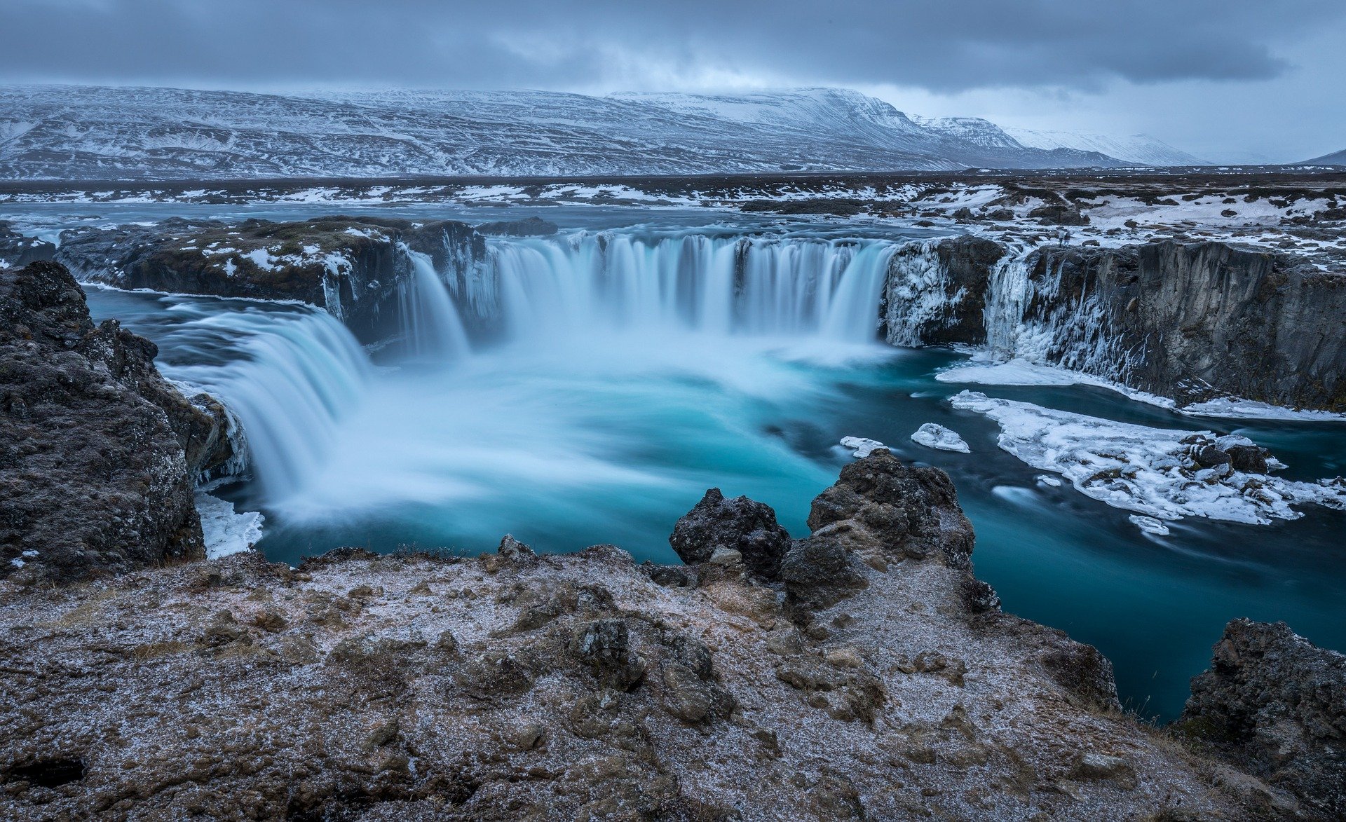 Which Uk Airports Fly Direct To Iceland? - The Getaway Lounge