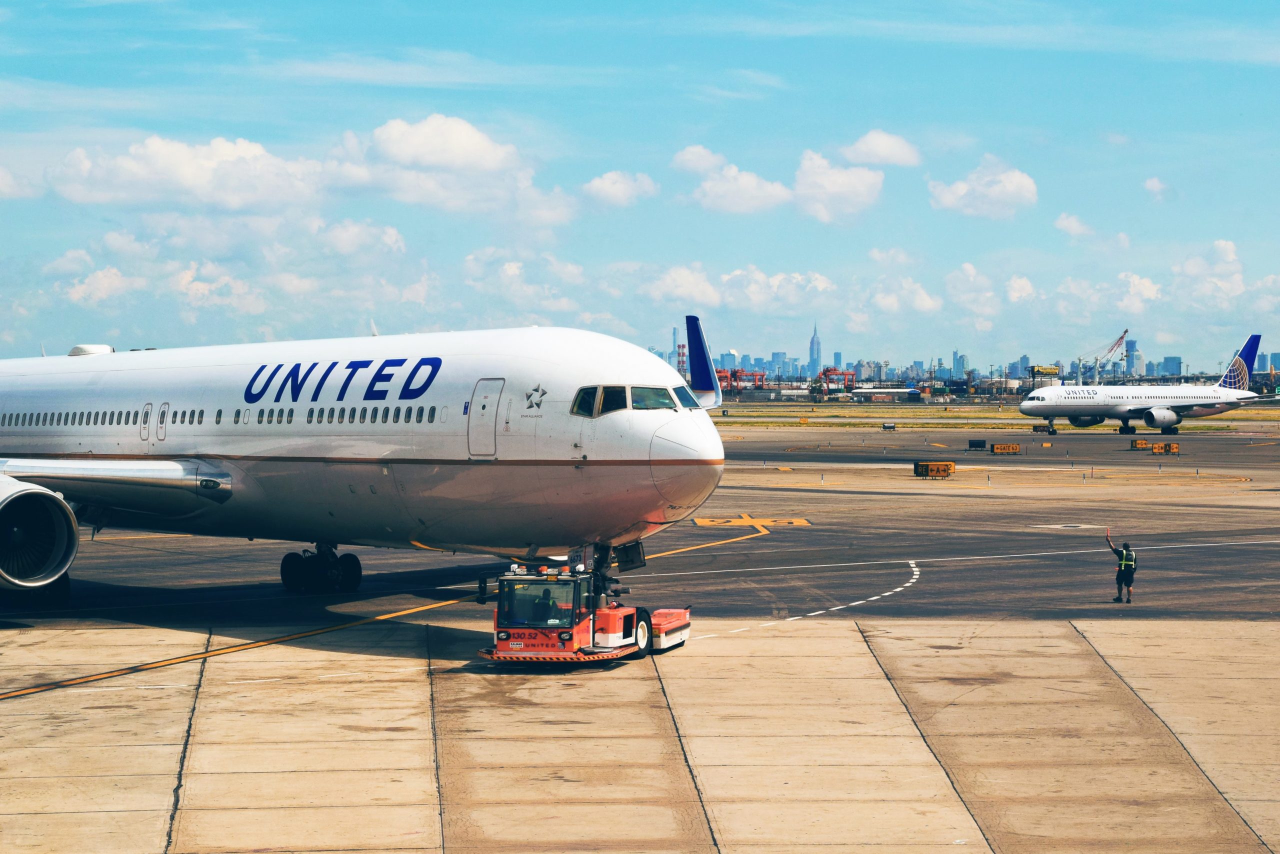 How strict is United with carry on 2023? - The Getaway Lounge