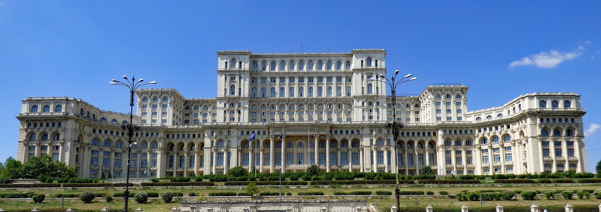 Which uk airports fly direct to bucharest the getaway lounge